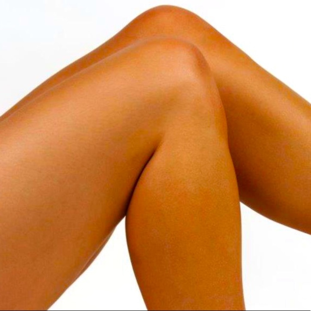 🫦🦵🏻•☀️❌Vita x No Sun Req’d x Tan Cloths☀️❌•🫦🦵🏻